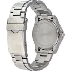 Victorinox Swiss Army Maverick 241609 Watch -Professional Watch Store victorinox maverick 241609 7396541